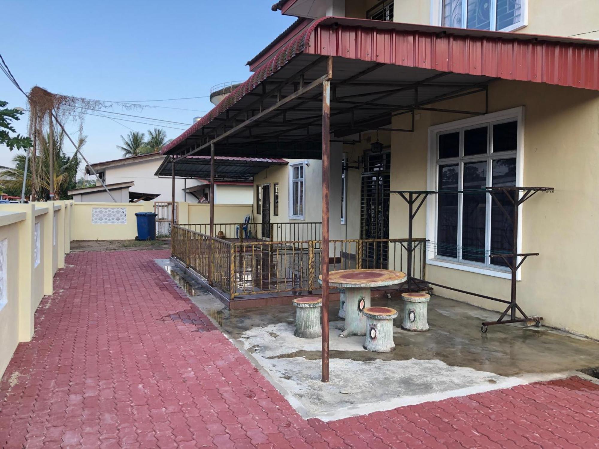 Af Gong Badak - Unisza, Umt Holiday home